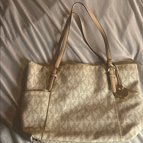 Michael Kors Beige Signature Tote - Picture 1 of 4